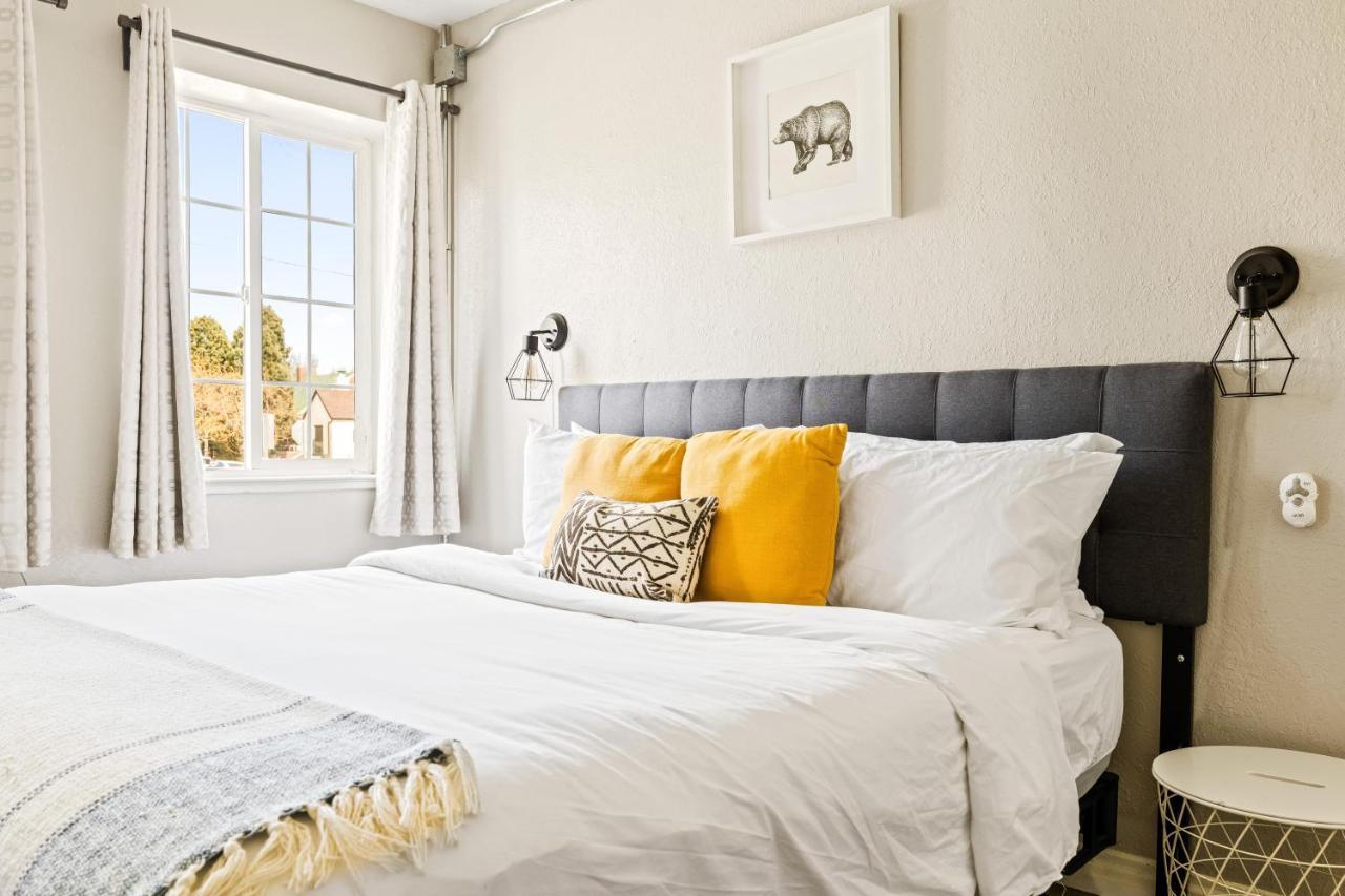 Stylish City Retreat - King Beds - Walk To Sloans Lake DEN Екстериор снимка