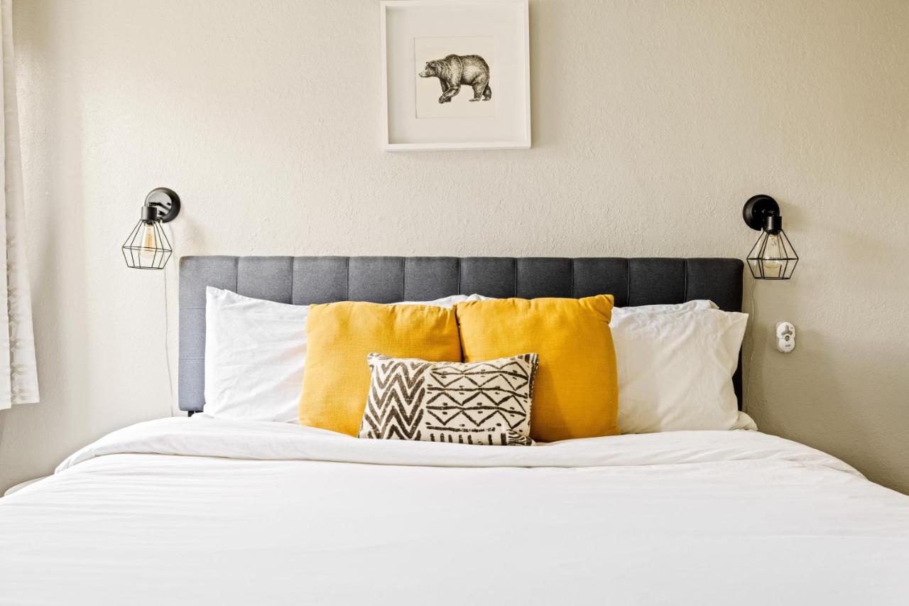 Stylish City Retreat - King Beds - Walk To Sloans Lake DEN Екстериор снимка