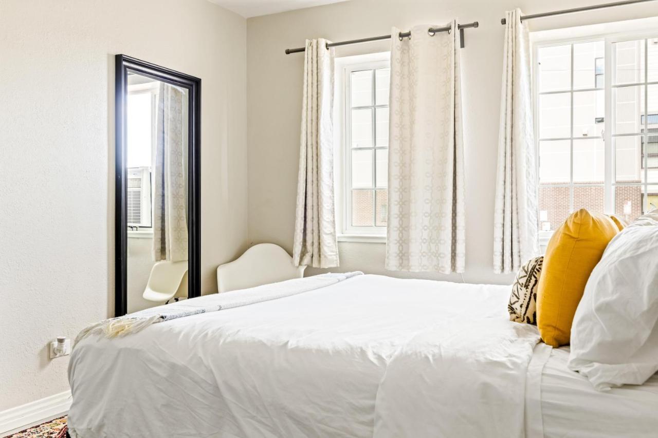 Stylish City Retreat - King Beds - Walk To Sloans Lake DEN Екстериор снимка